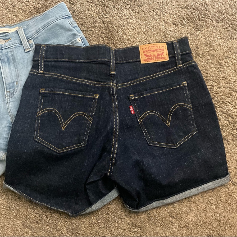 Levi’s Mid Length Shorts Bundle 27 - image 4